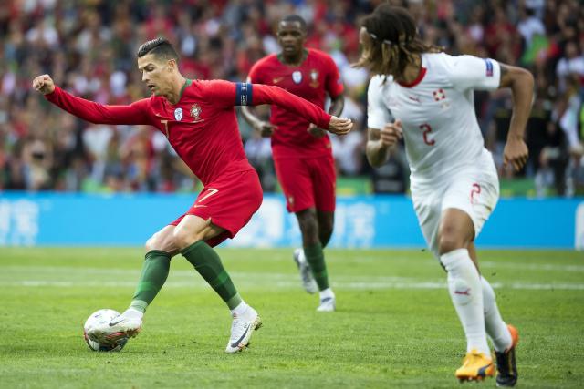 欧足联+中北美足联提议：向FIFA211个成员国发放21亿美元文章头图